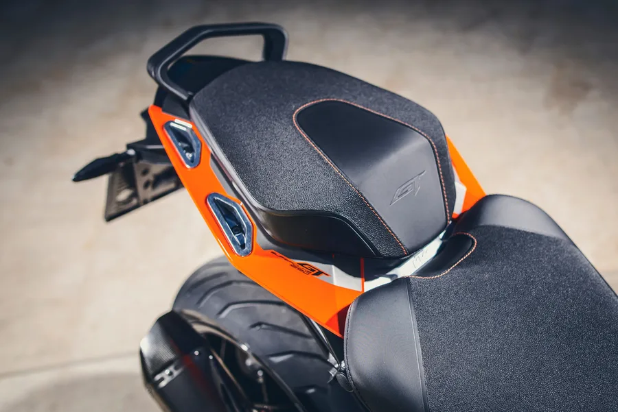 Pillion Ergo Seat Heated