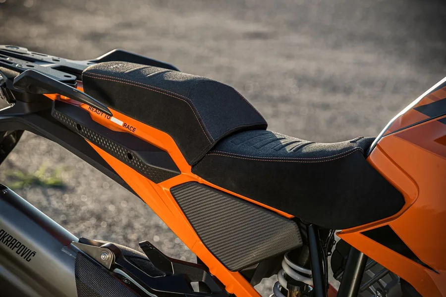 Ergo passenger seat heated