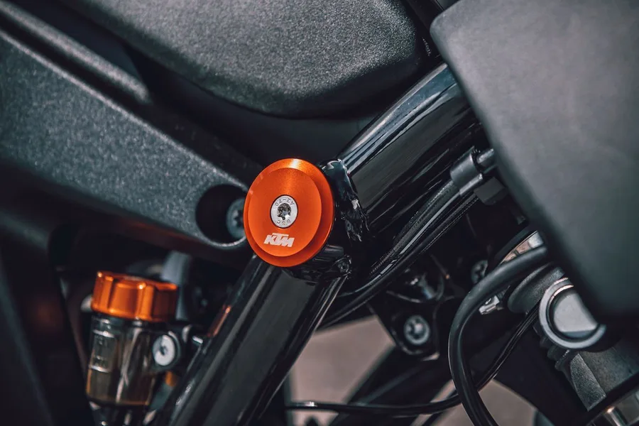 Frame cover kit