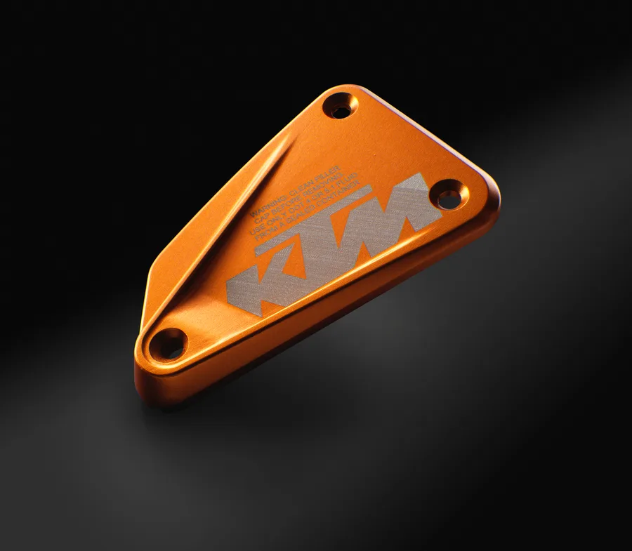 Brake reservoir cover
