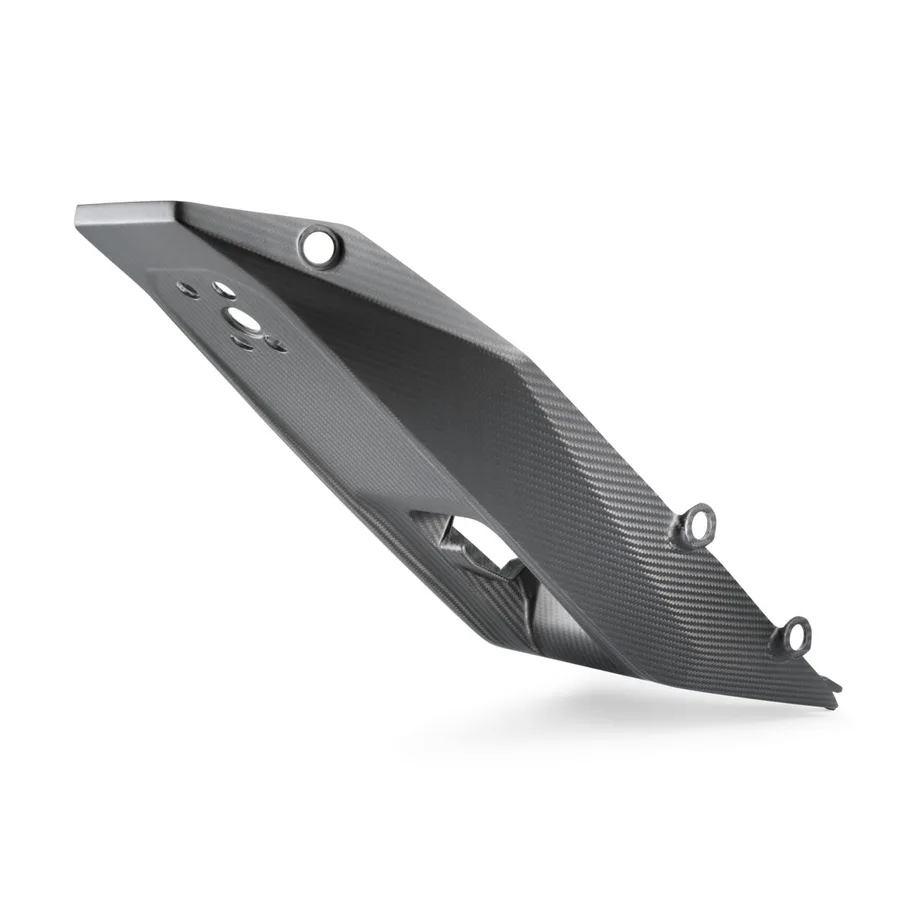 Tail end lower part carbon cmpl.